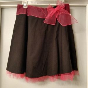 Hot Topic Beauty Fiend Pink Tulle Bow Black Skirt